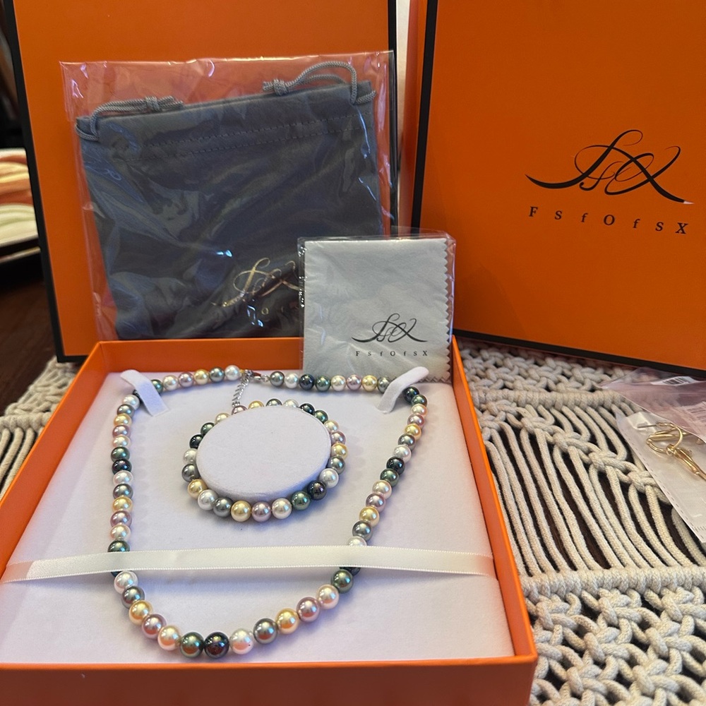 FSX Elegant Multicolor Pearl Necklace and Bracelet‎ Set